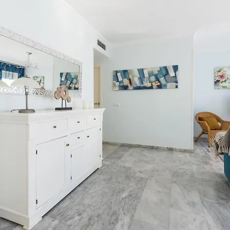 Apartment Altos De Banus L