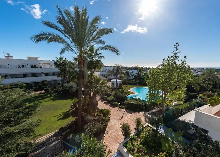 Altos De Banús L