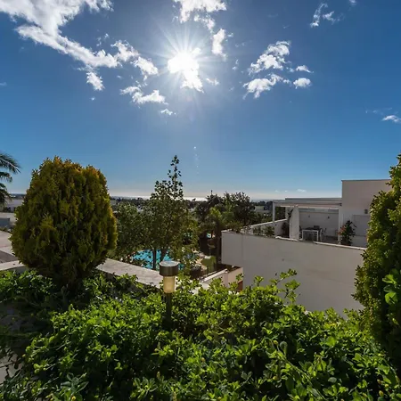 Altos De Banus L Апартаменты *